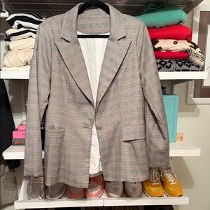 Amazon Plaid Blazer in Light Gray with Peach Check